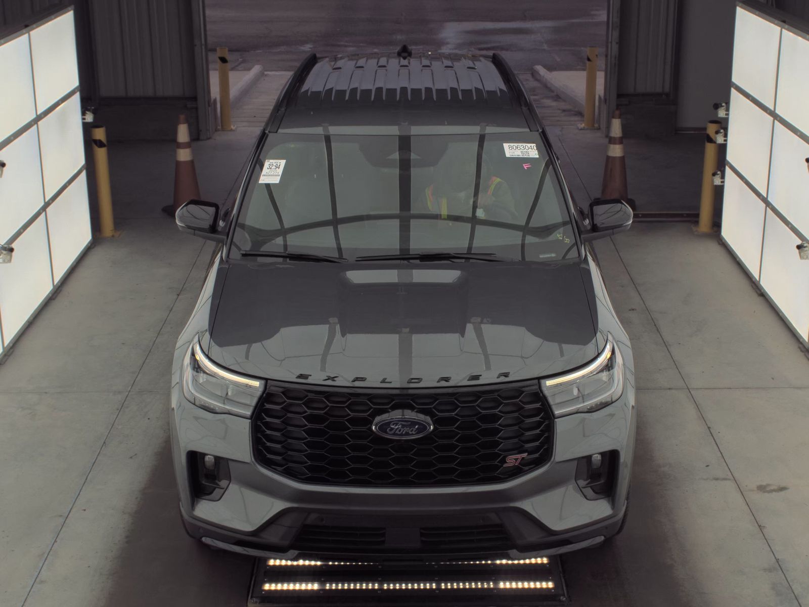 2025 Ford Explorer ST RWD