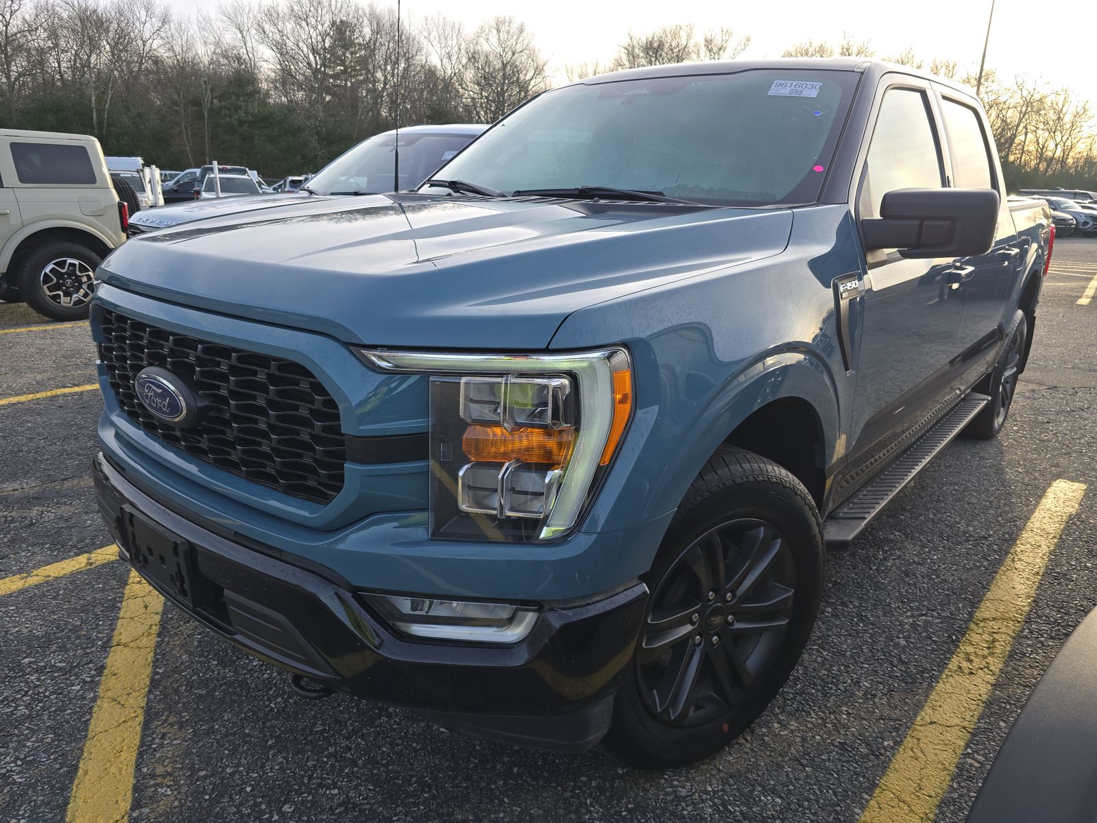 2023 Ford F-150 XLT AWD