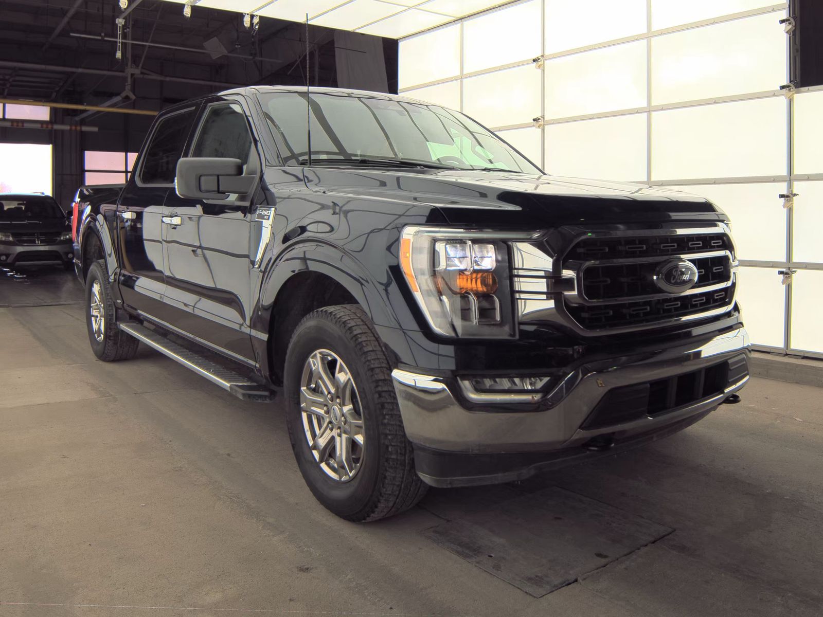 2023 Ford F-150 XLT AWD
