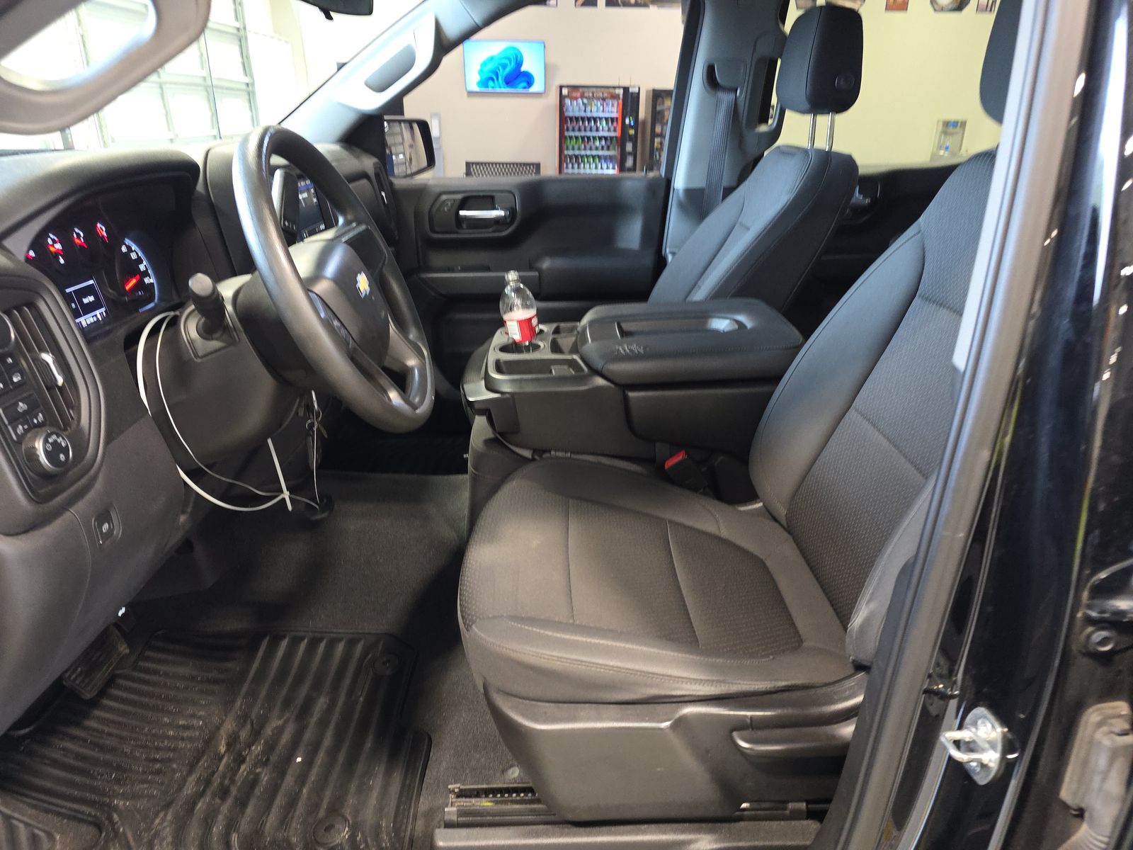 2021 Chevrolet Silverado 1500 Custom AWD