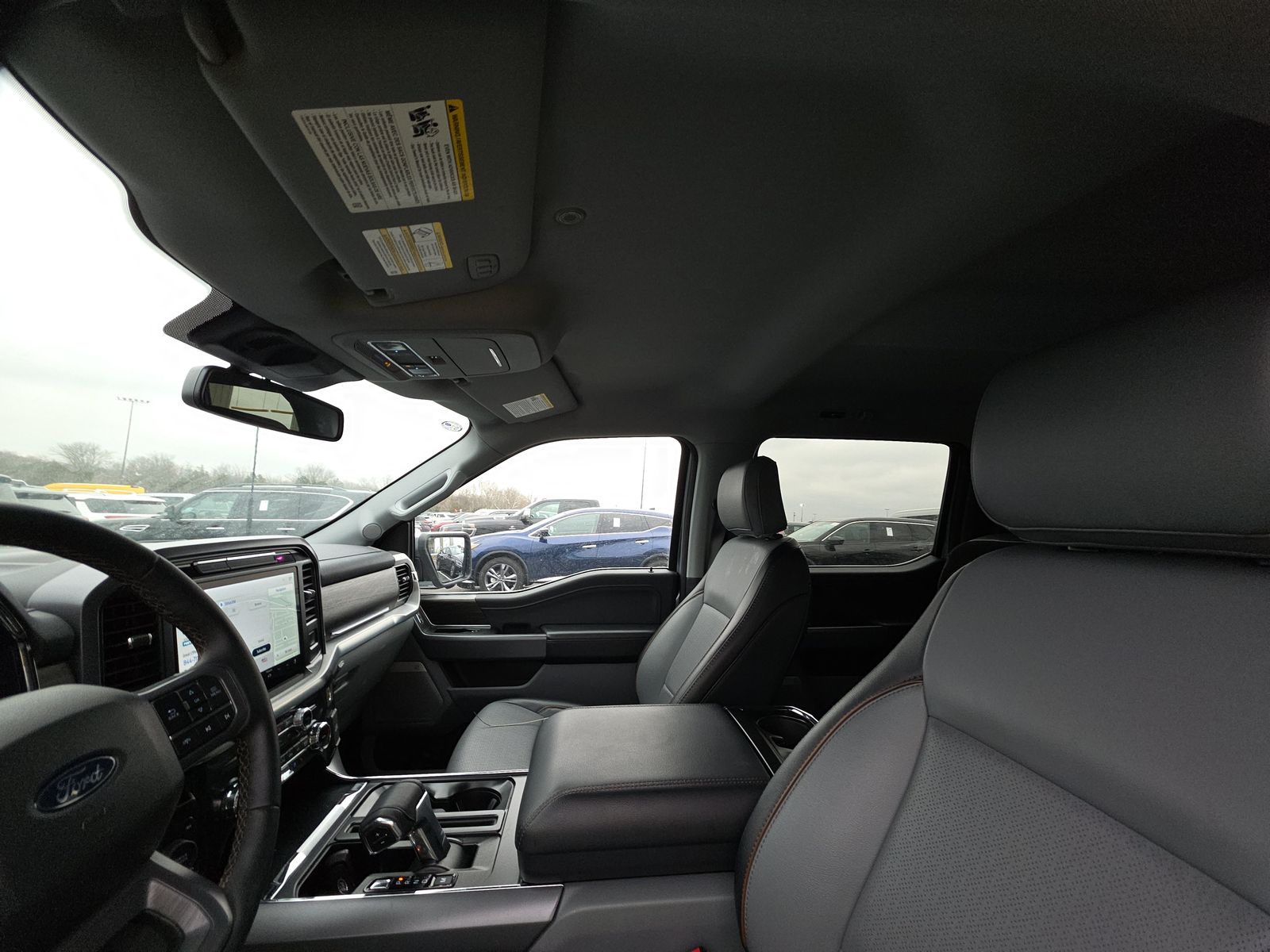 2025 Ford F-150 Lariat AWD