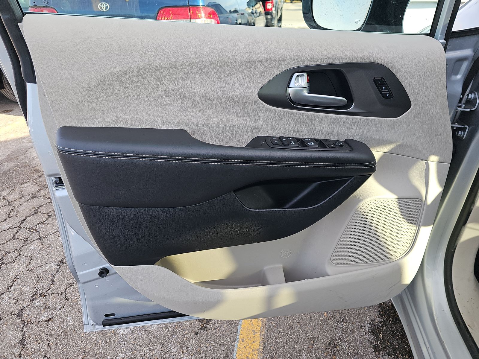 2024 Chrysler Pacifica Touring L FWD