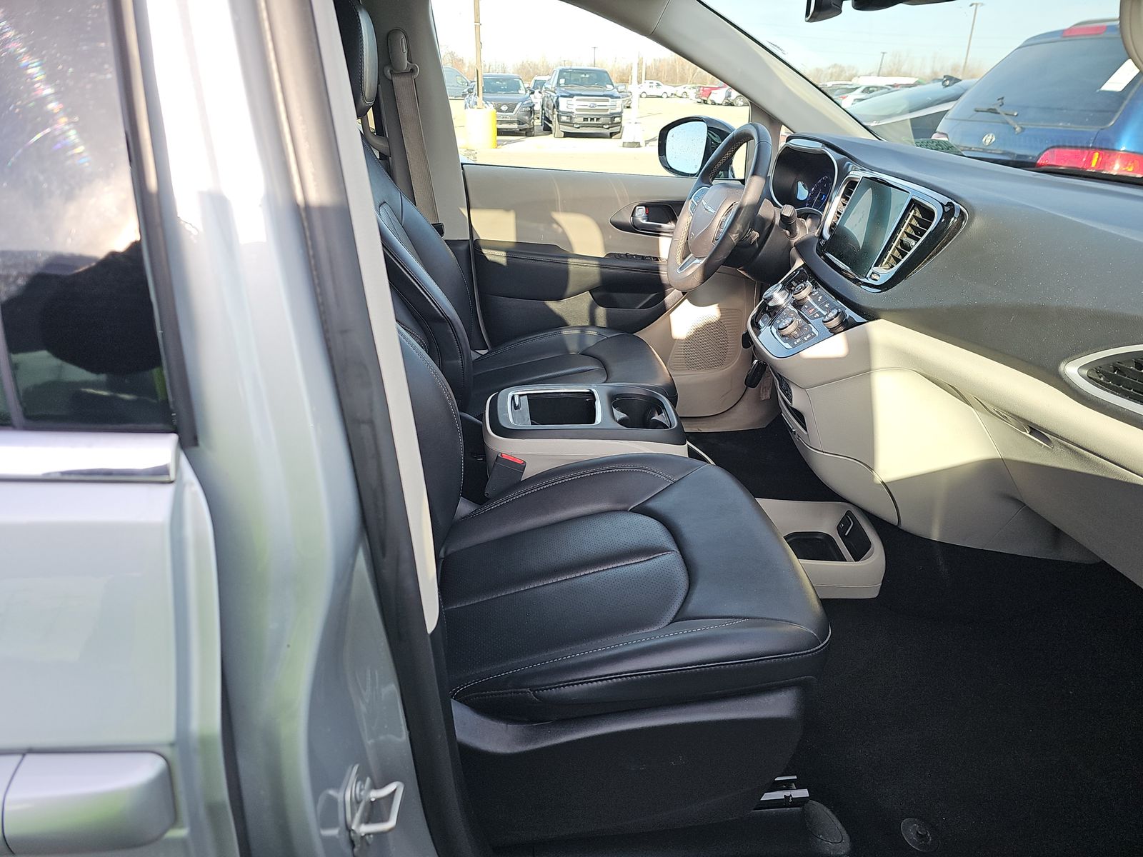 2024 Chrysler Pacifica Touring L FWD