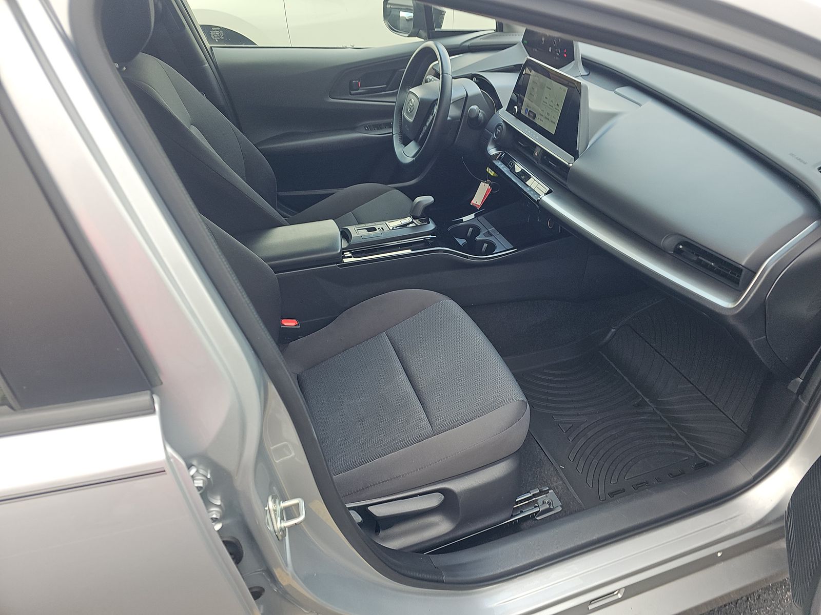 2024 Toyota Prius LE FWD