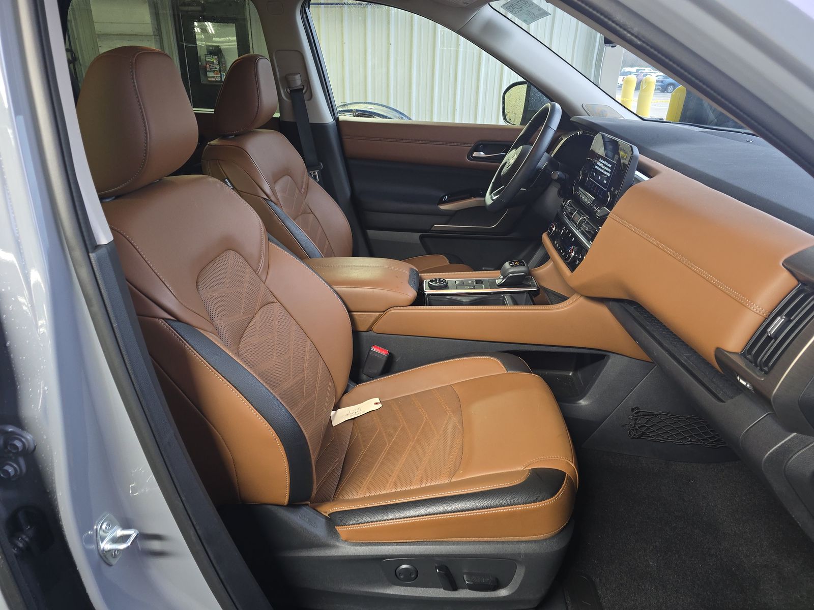 2024 Nissan Pathfinder Platinum AWD