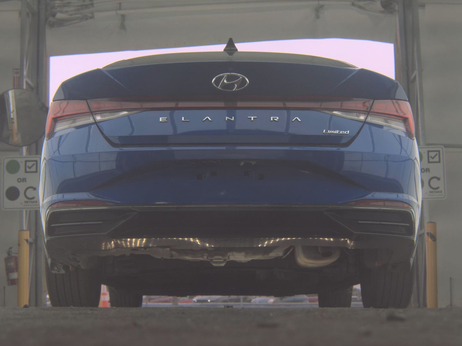 2022 Hyundai Elantra Limited FWD