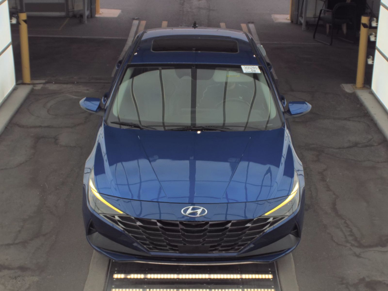 2022 Hyundai Elantra Limited FWD