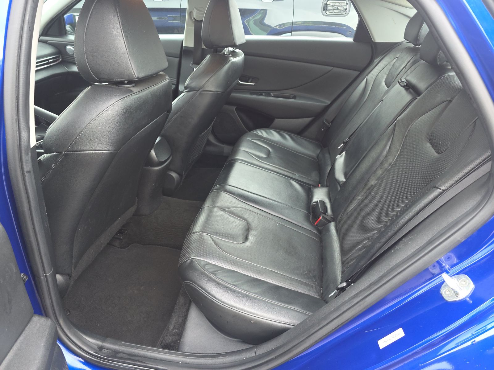 2022 Hyundai Elantra Limited FWD