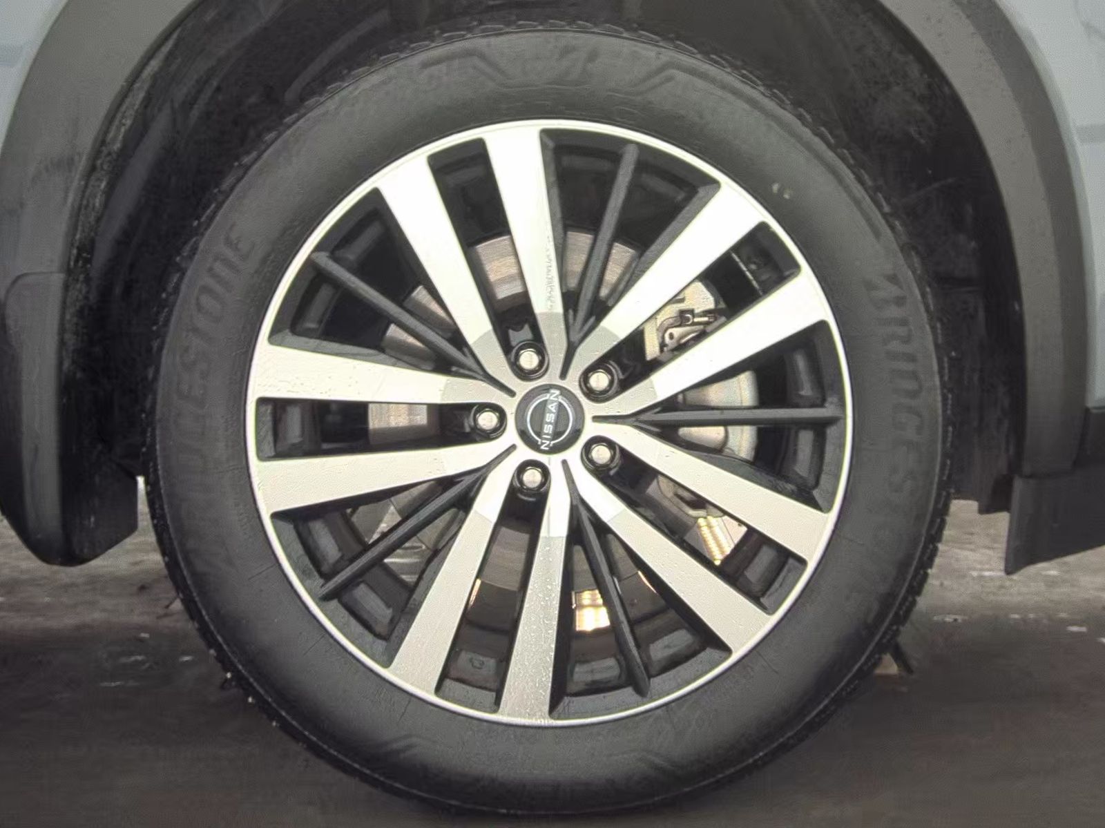 2024 Nissan Pathfinder Platinum AWD