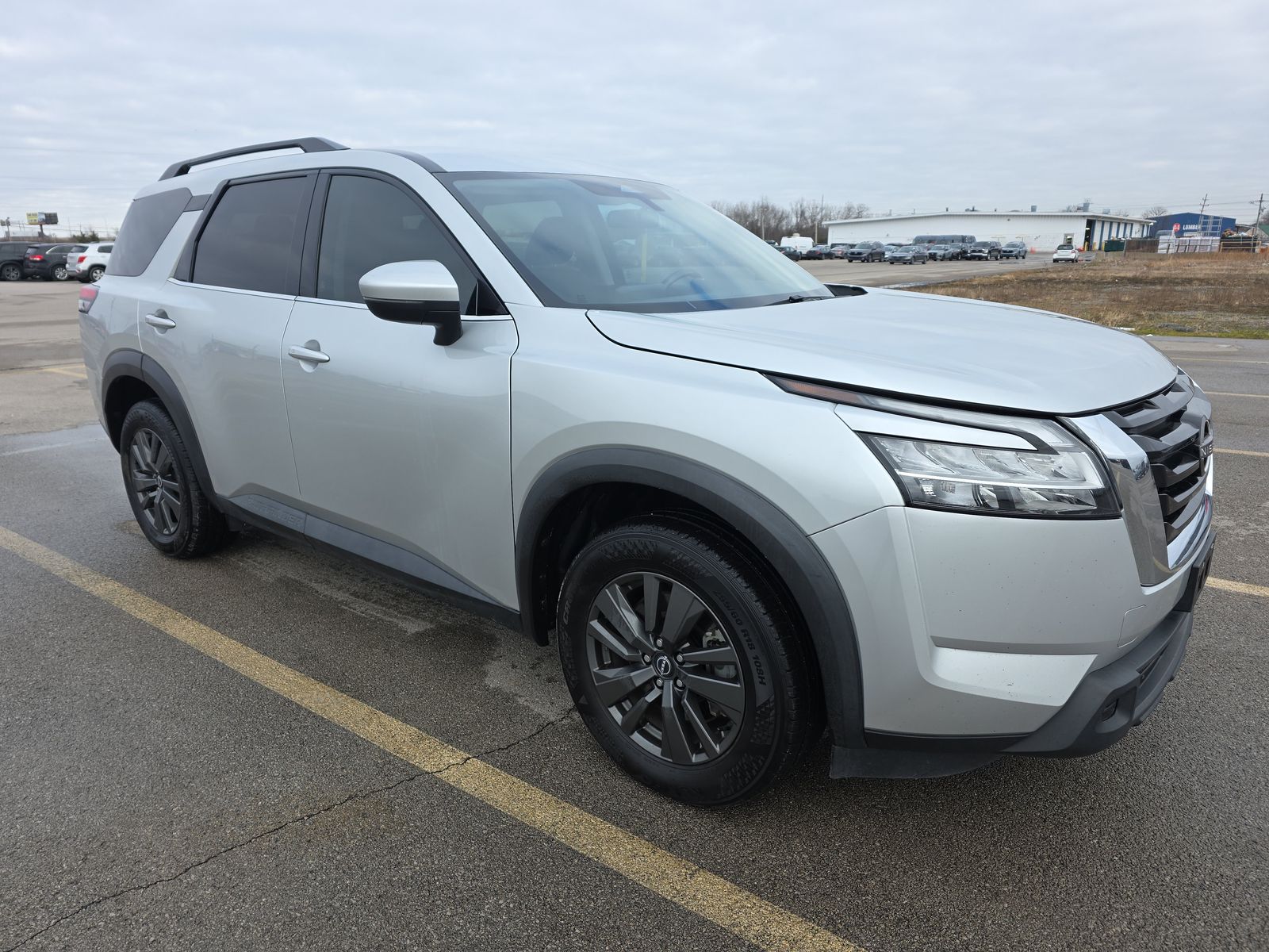 2022 Nissan Pathfinder SV FWD