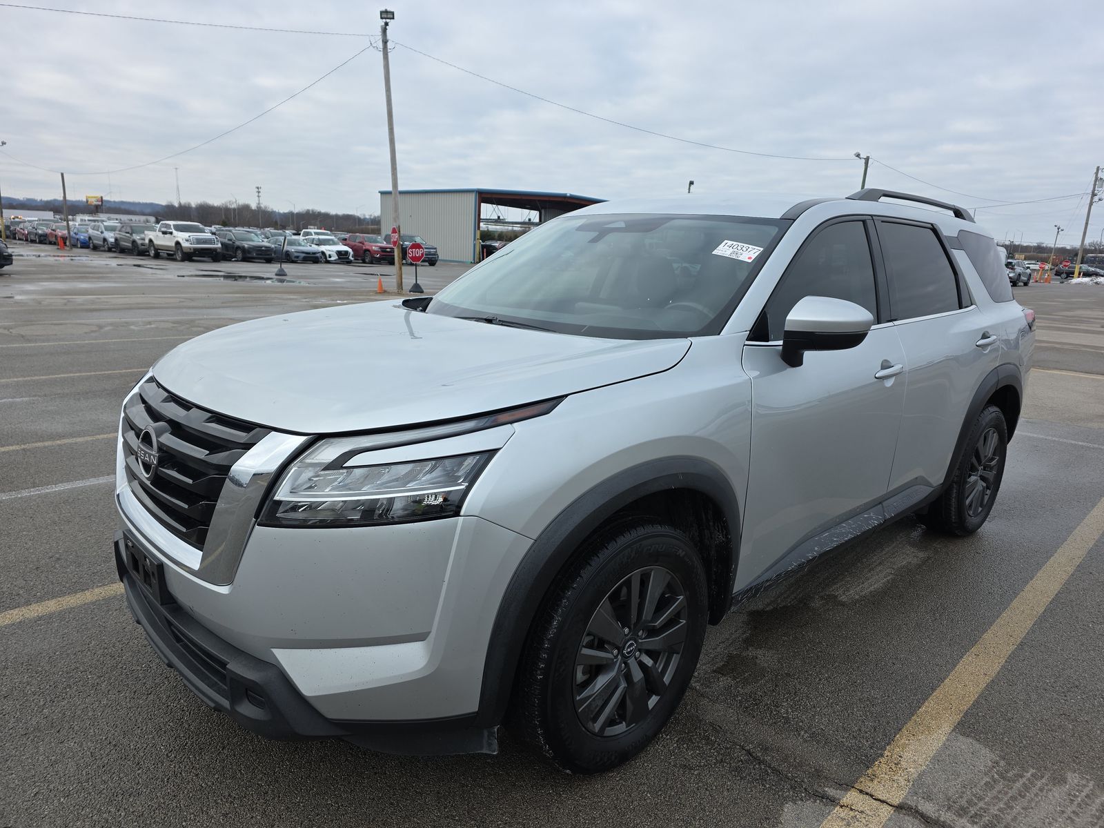2022 Nissan Pathfinder SV FWD