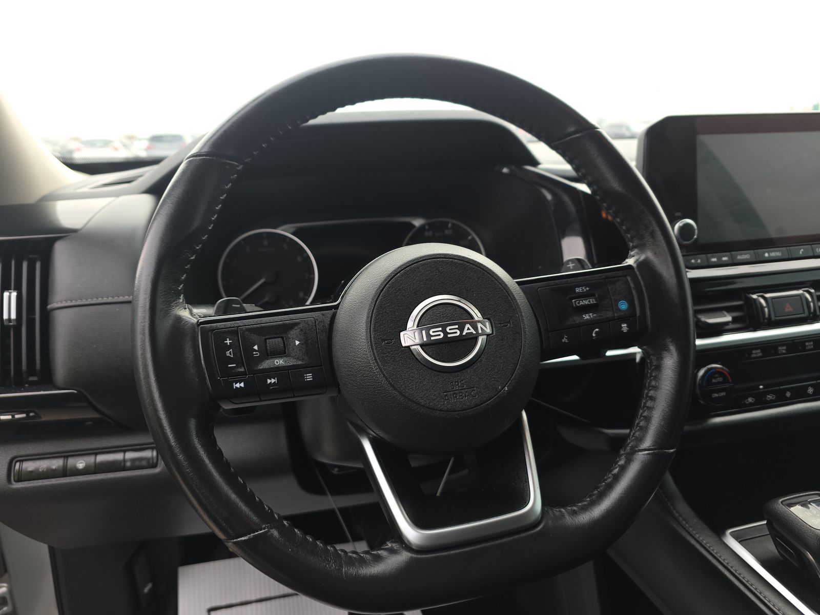 2022 Nissan Pathfinder SV FWD