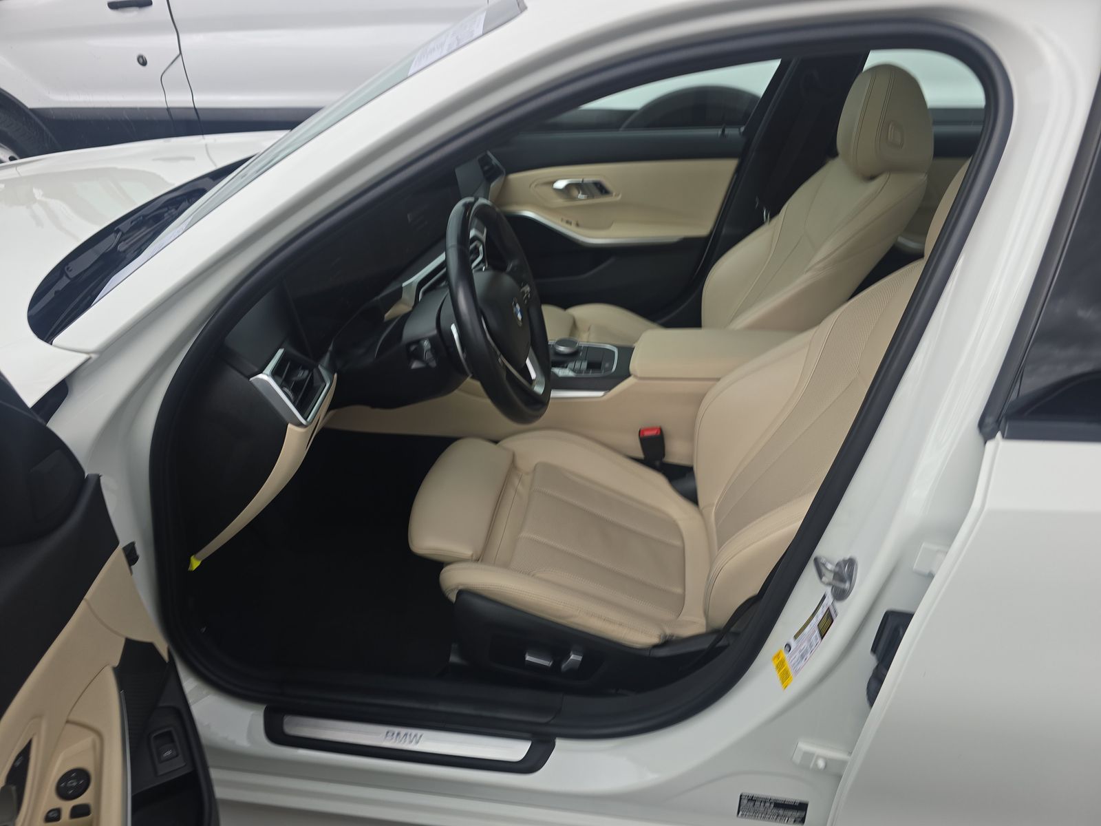 2023 BMW 3 Series 330i RWD