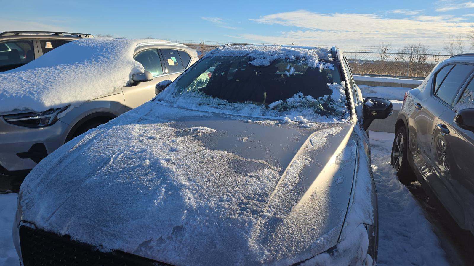 2025 Volvo XC60 B5 Plus AWD