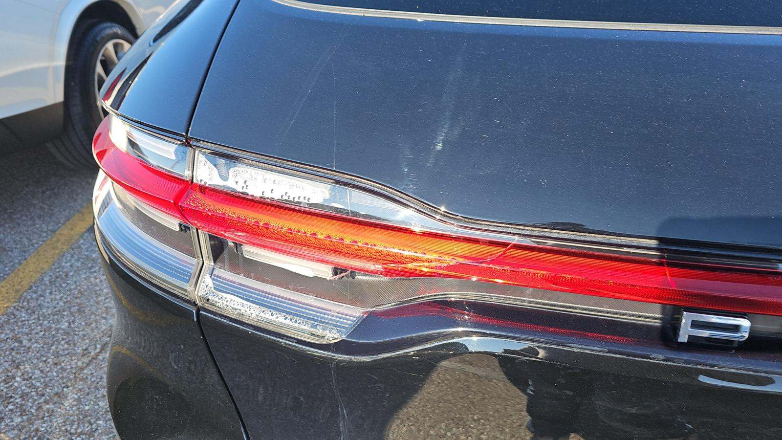 2021 Porsche Macan Base AWD