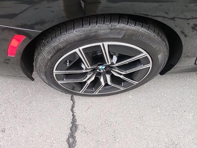 2025 BMW 7 Series 760i xDrive AWD