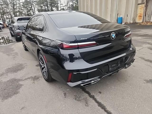 2025 BMW 7 Series 760i xDrive AWD