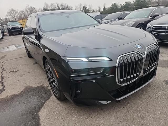2025 BMW 7 Series 760i xDrive AWD