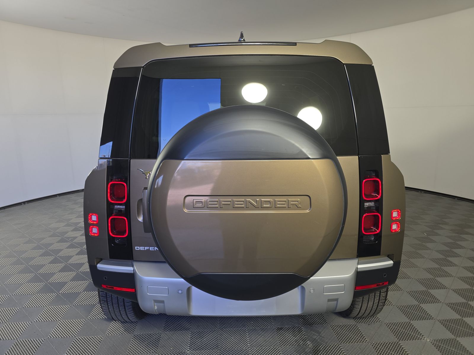 2024 Land Rover Defender 110 S AWD