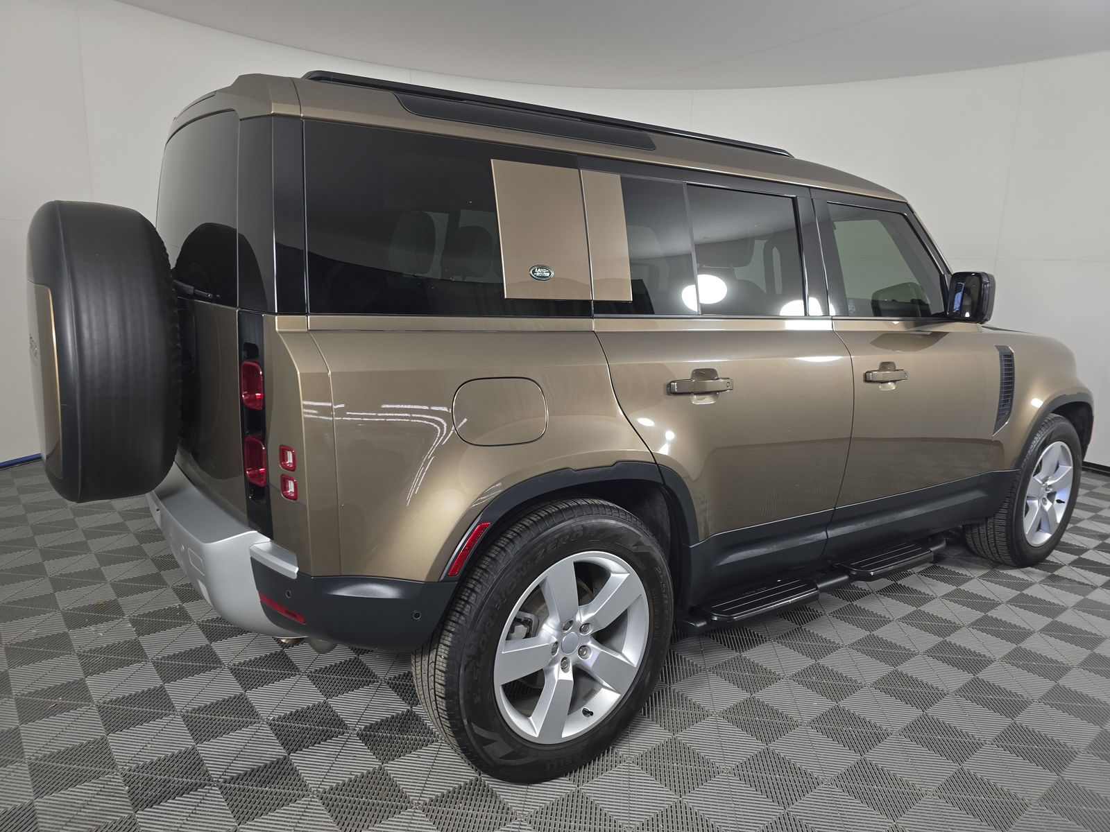 2024 Land Rover Defender 110 S AWD