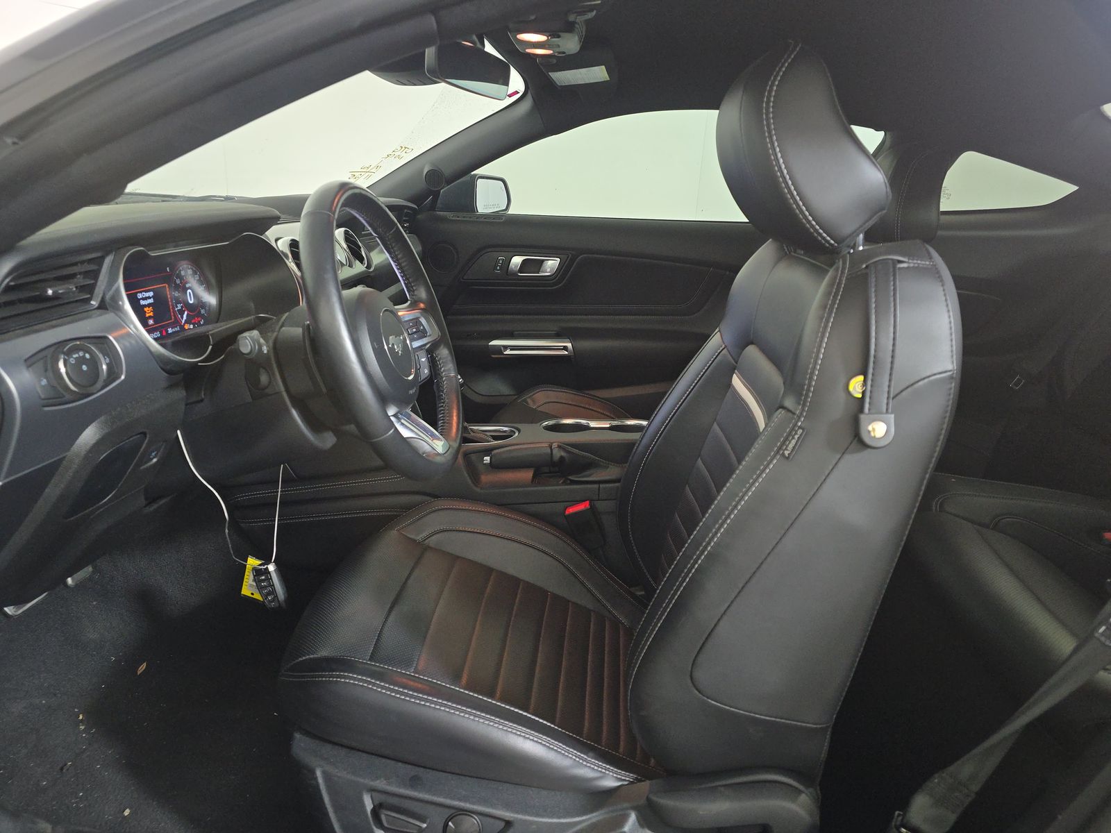 2022 Ford Mustang Mach 1 RWD