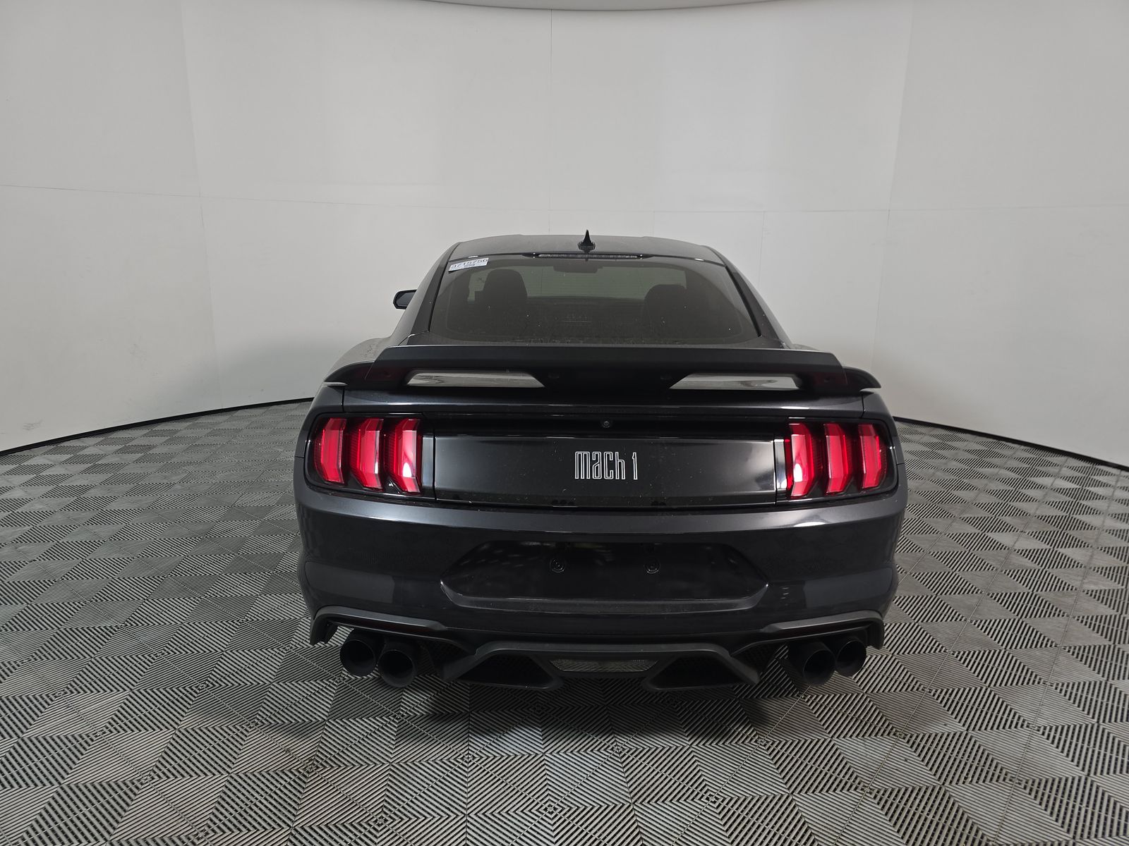 2022 Ford Mustang Mach 1 RWD