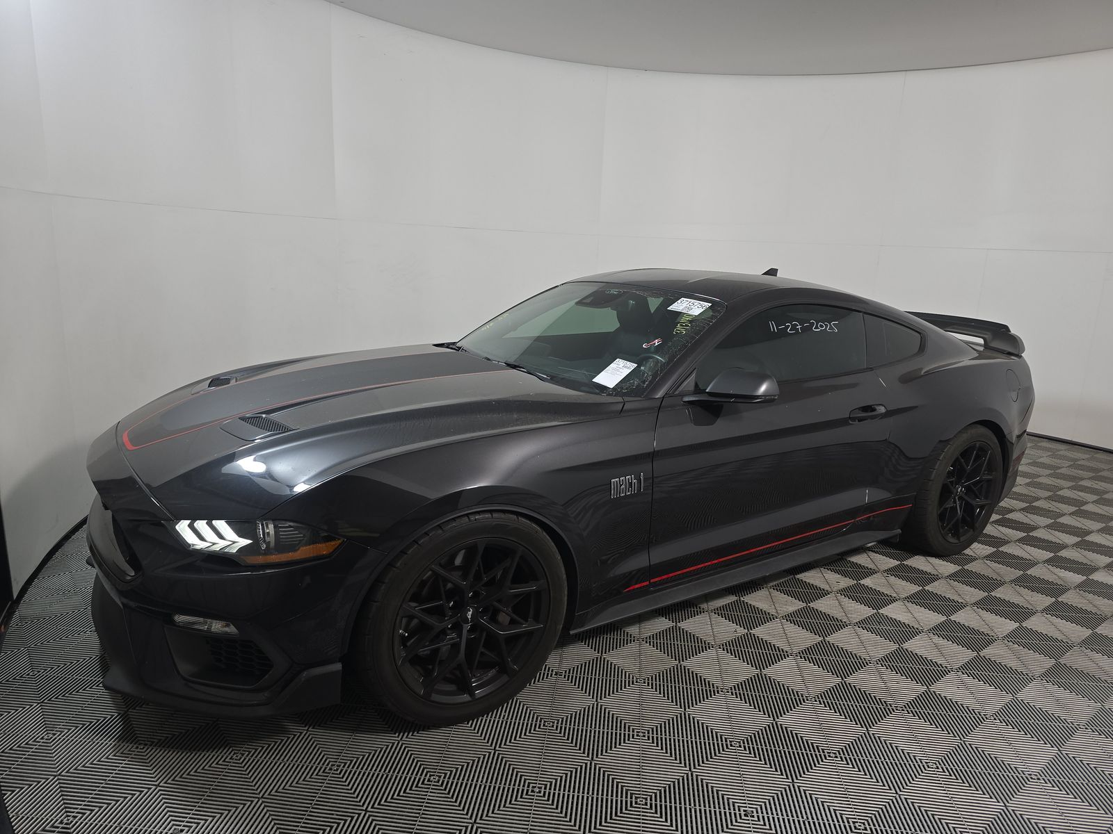 2022 Ford Mustang Mach 1 RWD