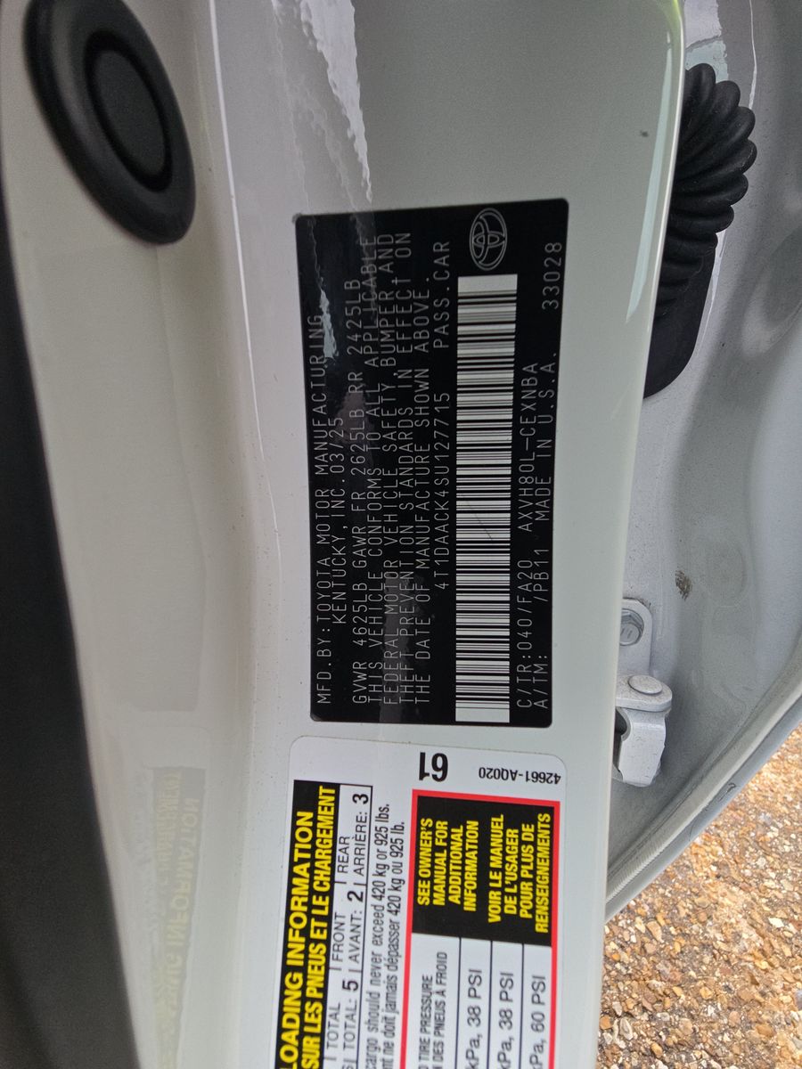 2025 Toyota Camry LE FWD