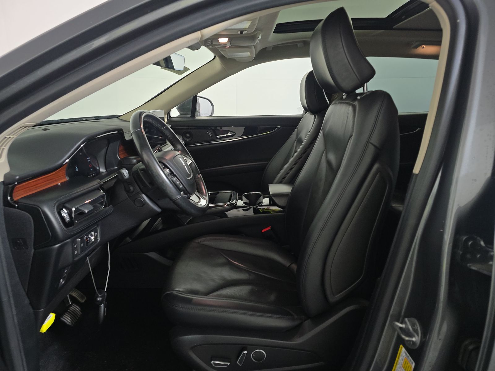 2022 Lincoln Nautilus Reserve AWD