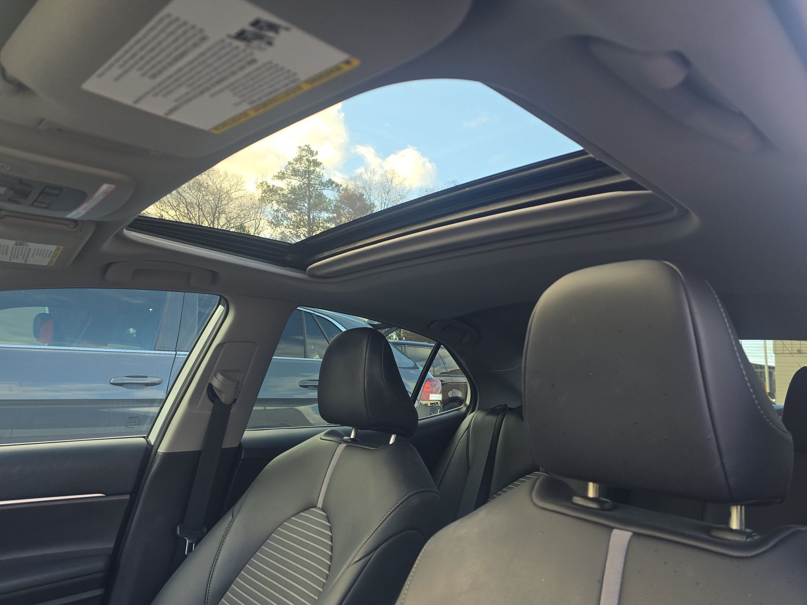 2023 Toyota Camry SE FWD