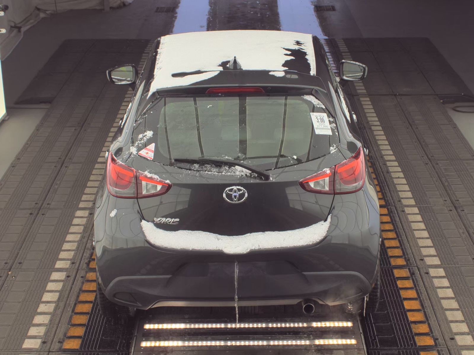 2020 Toyota Yaris LE FWD