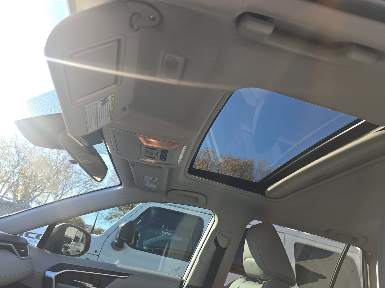 2019 Toyota RAV4 XLE Premium FWD