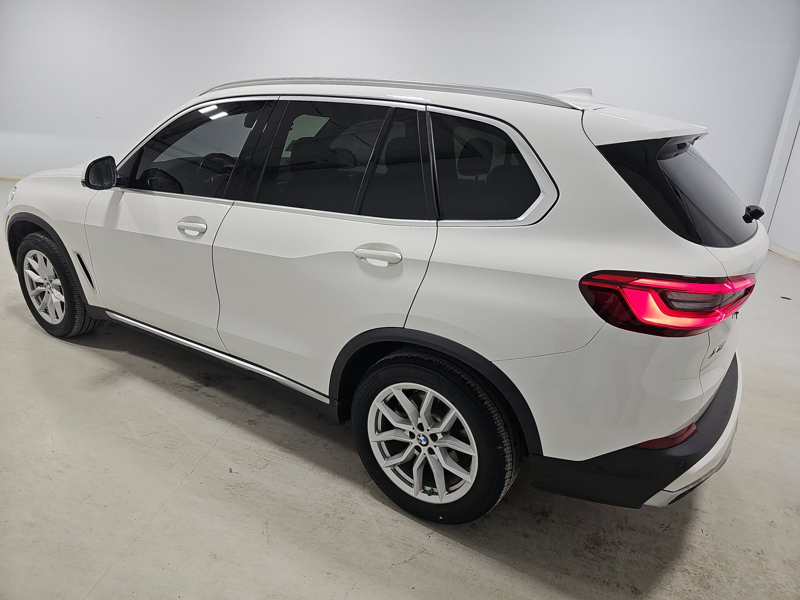 2020 BMW X5 xDrive40i AWD