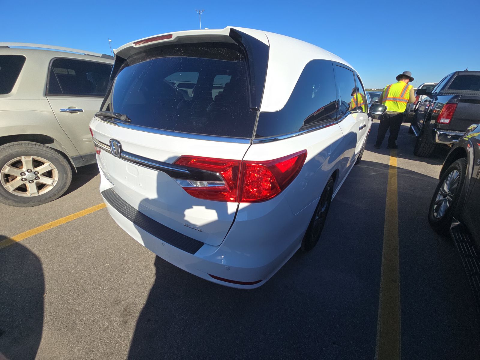 2023 Honda Odyssey Elite FWD