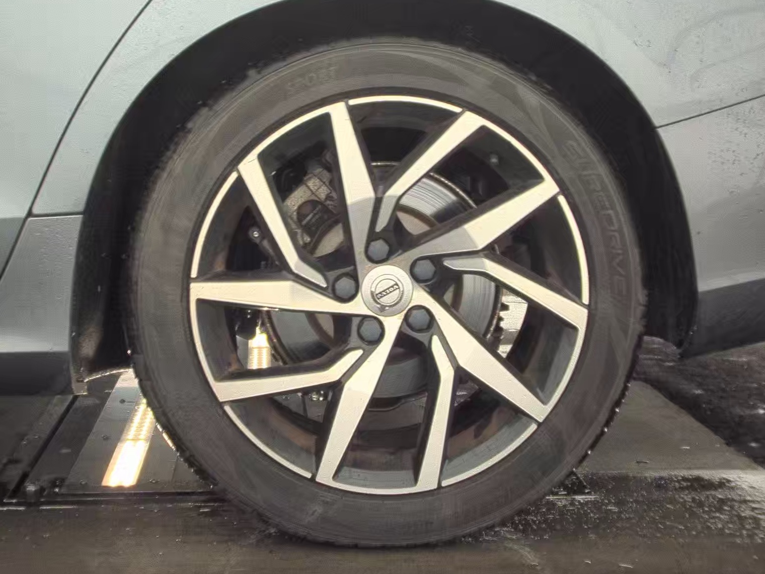 2020 Volvo S60 T5 Momentum FWD