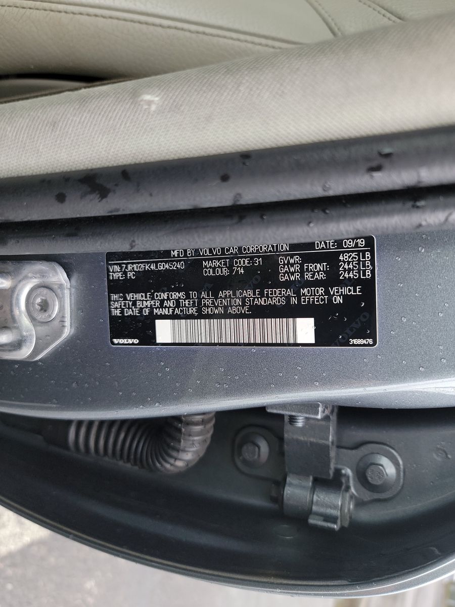 2020 Volvo S60 T5 Momentum FWD