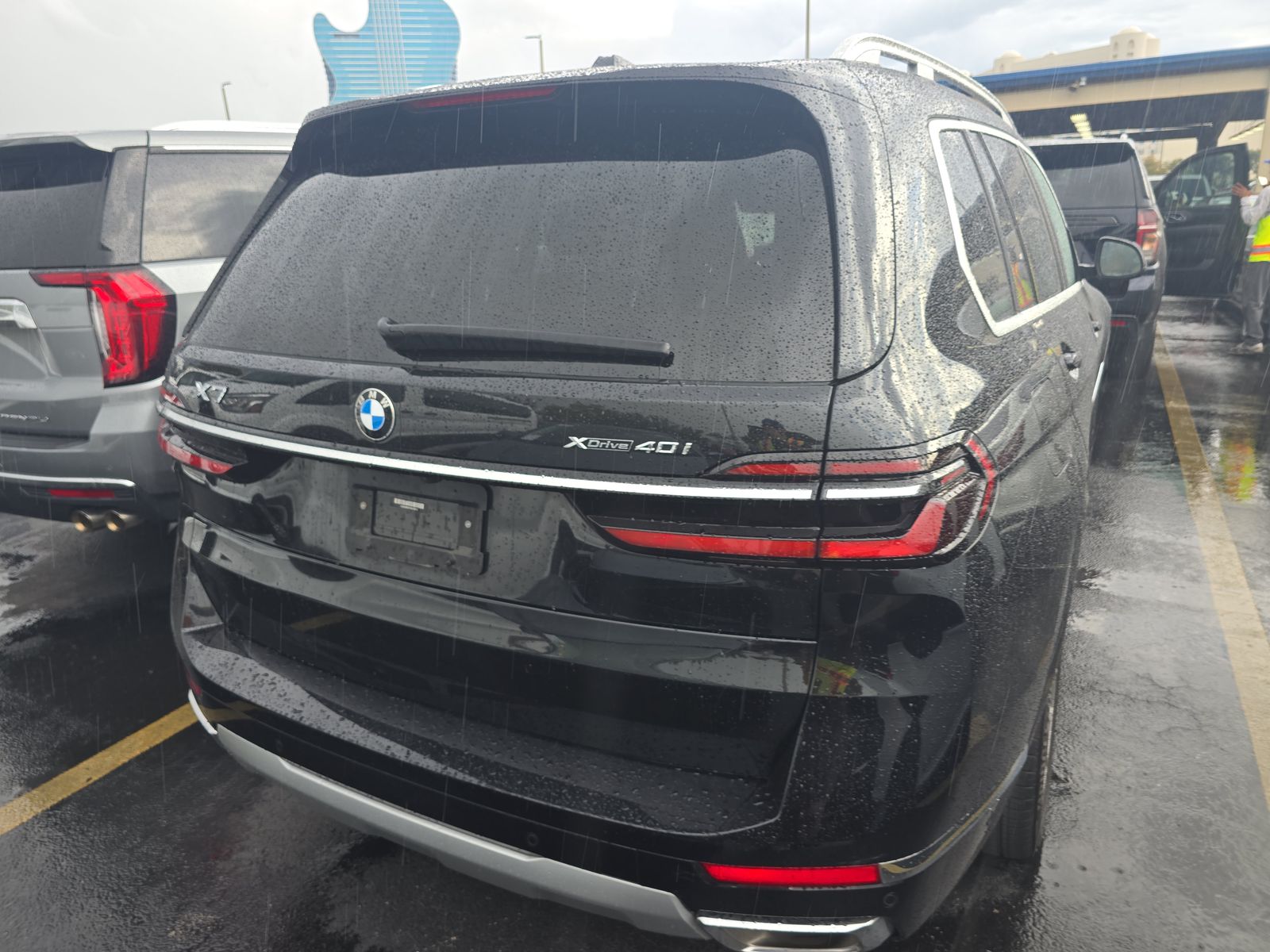 2023 BMW X7 xDrive40i AWD