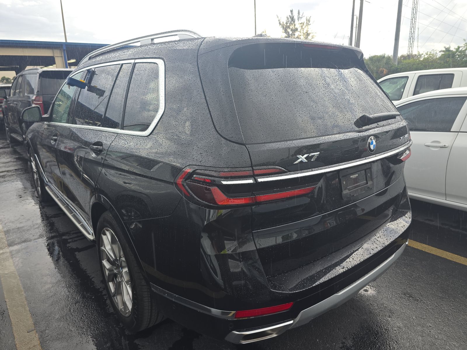 2023 BMW X7 xDrive40i AWD
