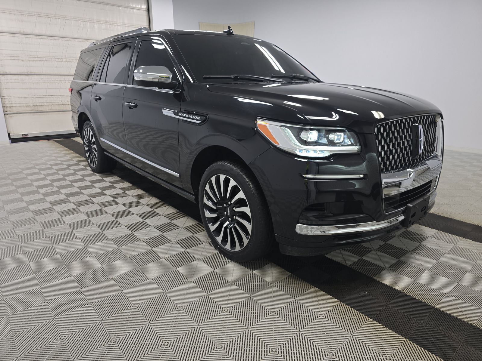 2024 Lincoln Navigator L Black Label AWD