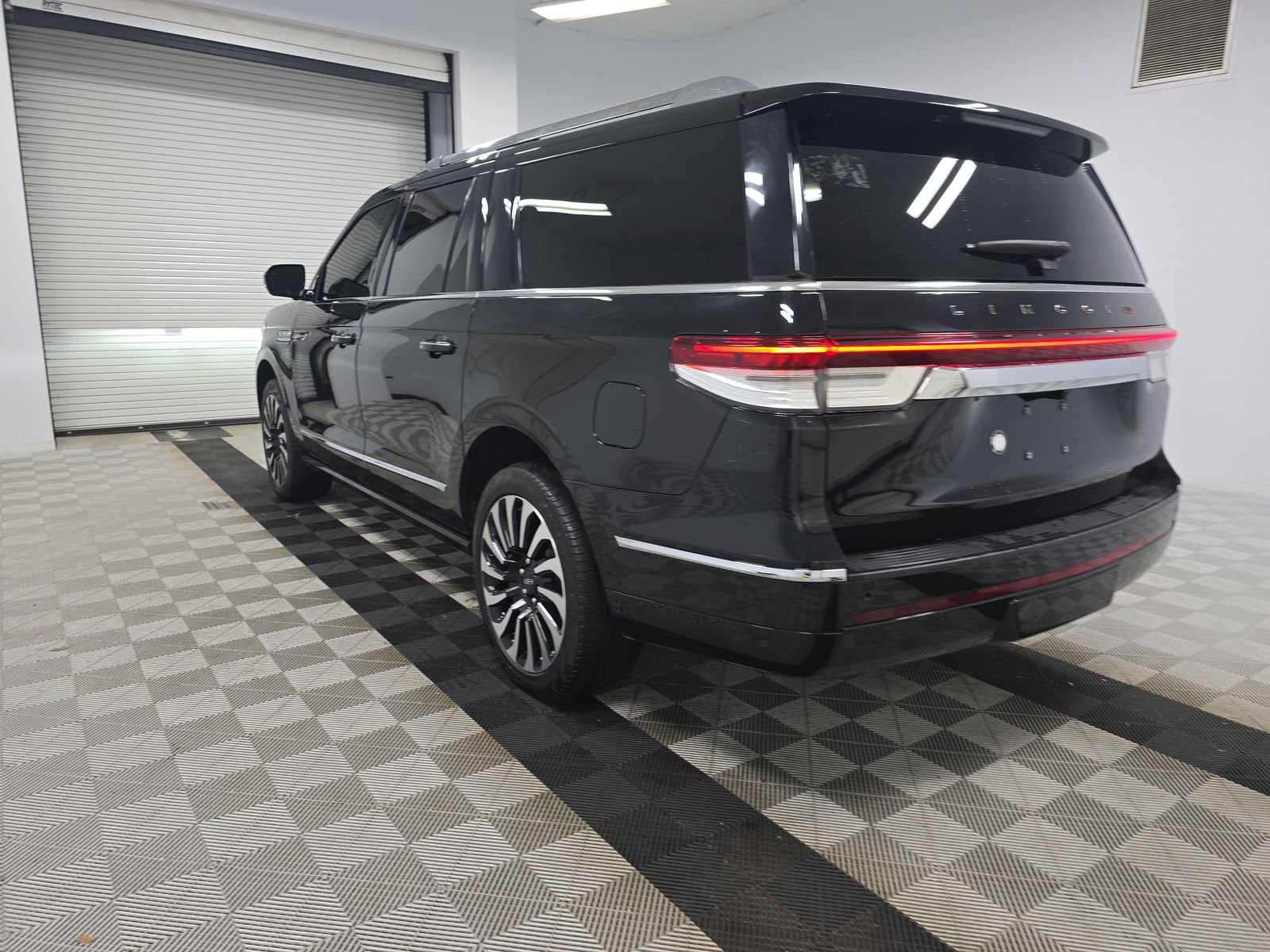 2024 Lincoln Navigator L Black Label AWD