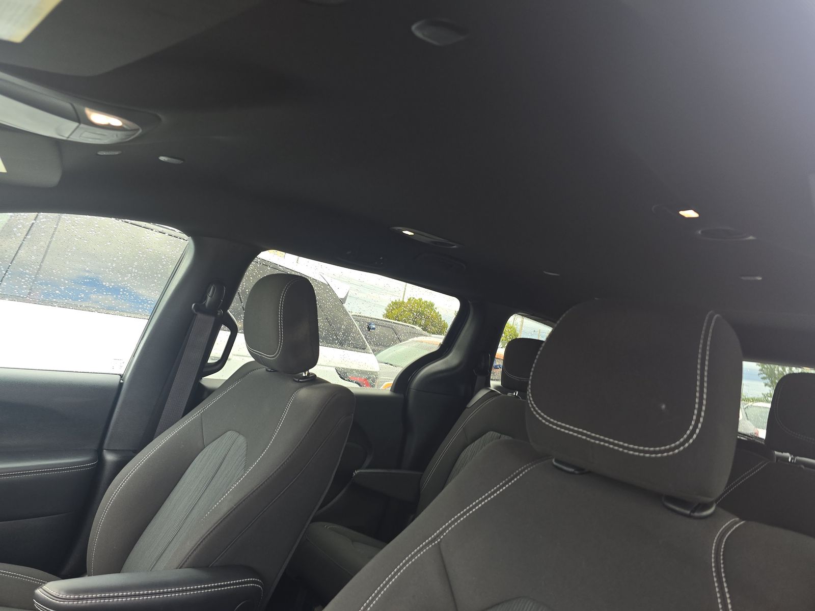 2023 Chrysler Pacifica Touring FWD