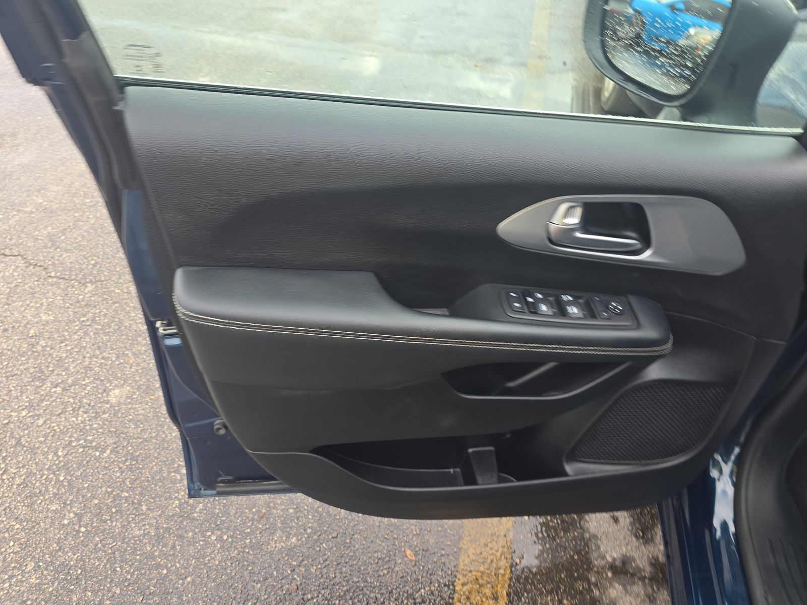 2023 Chrysler Pacifica Touring FWD