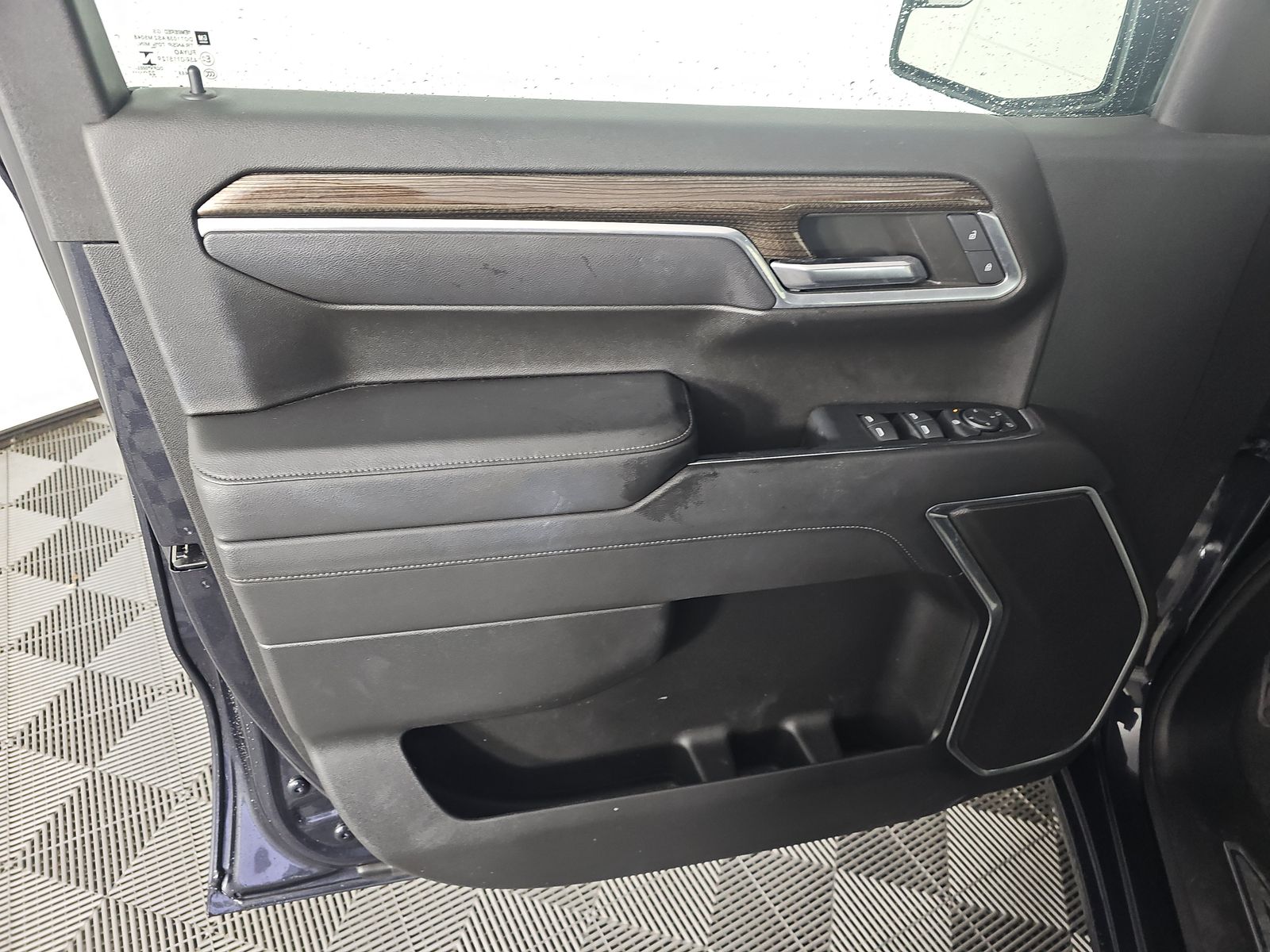 2022 Chevrolet Silverado 1500 LT AWD