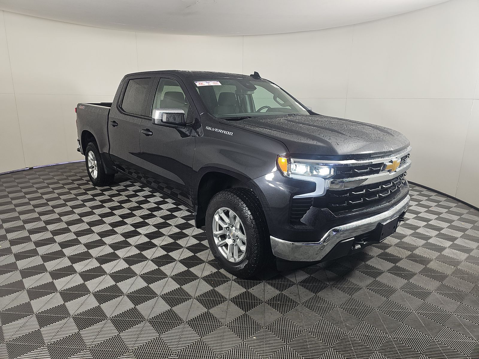 2022 Chevrolet Silverado 1500 LT AWD