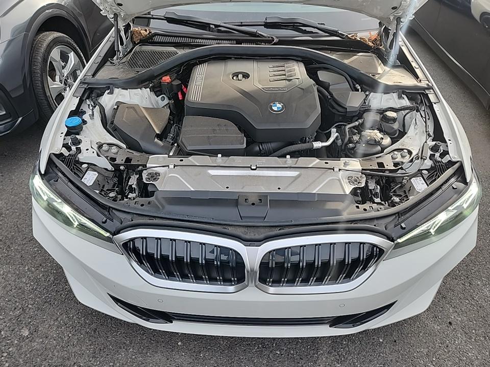 2023 BMW 3 Series 330i xDrive AWD