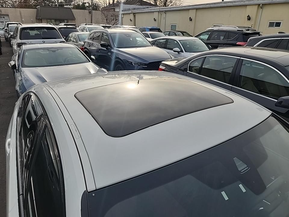 2023 BMW 3 Series 330i xDrive AWD