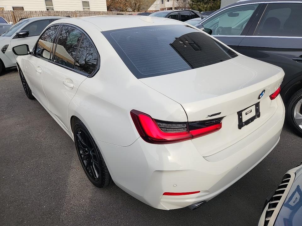 2023 BMW 3 Series 330i xDrive AWD
