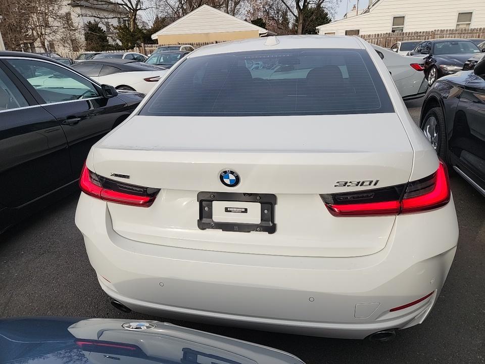 2023 BMW 3 Series 330i xDrive AWD