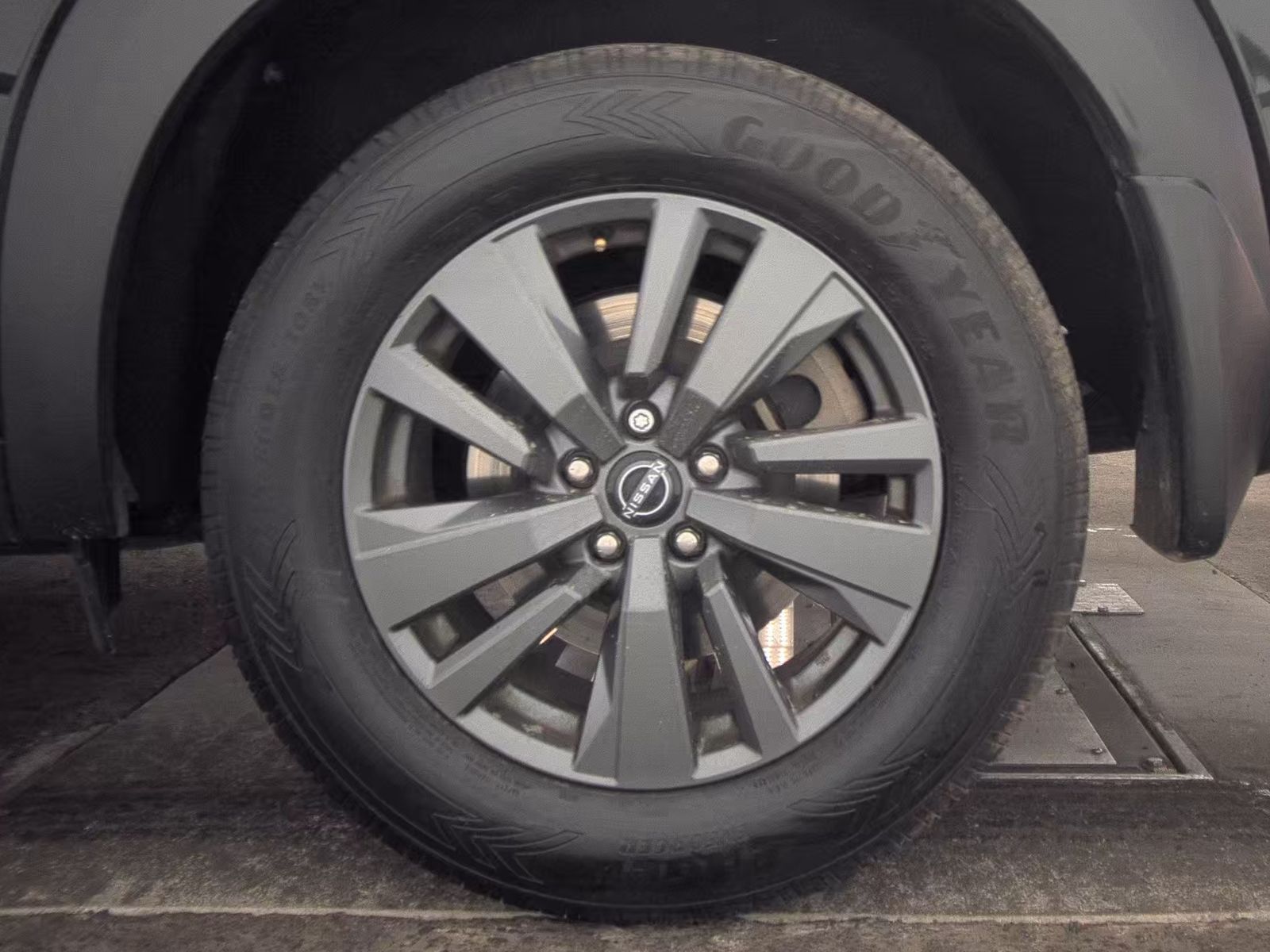 2022 Nissan Pathfinder SV AWD