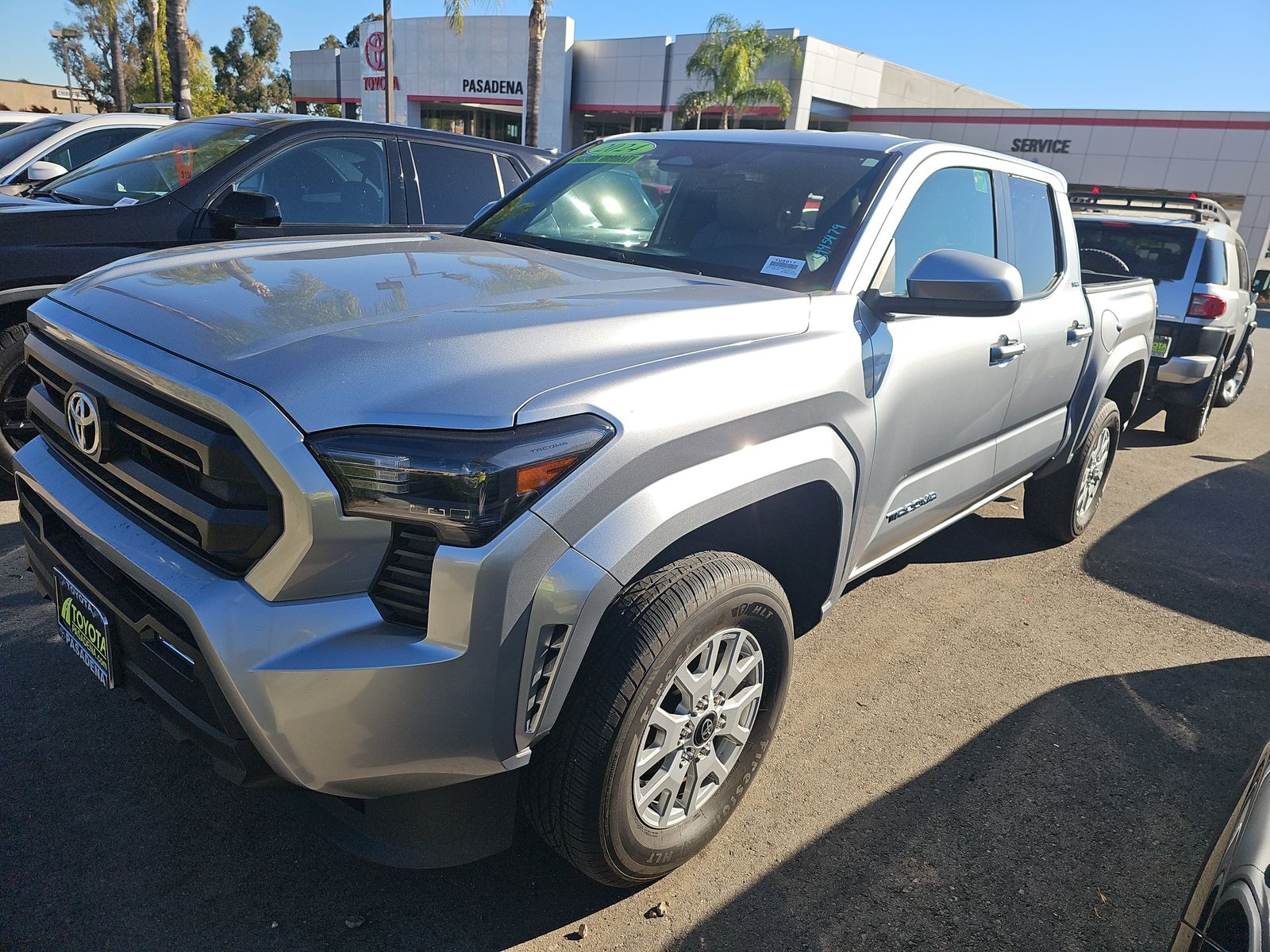 2024 Toyota Tacoma SR5 AWD